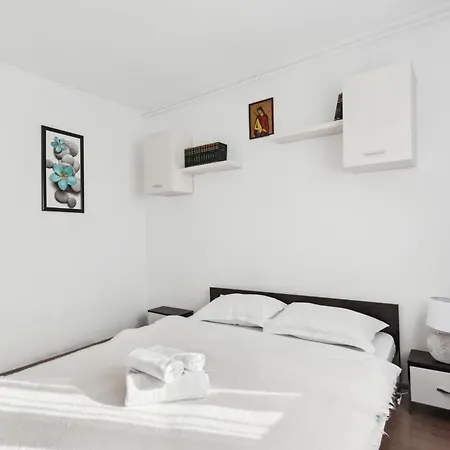 My Drumul Taberei Apartment